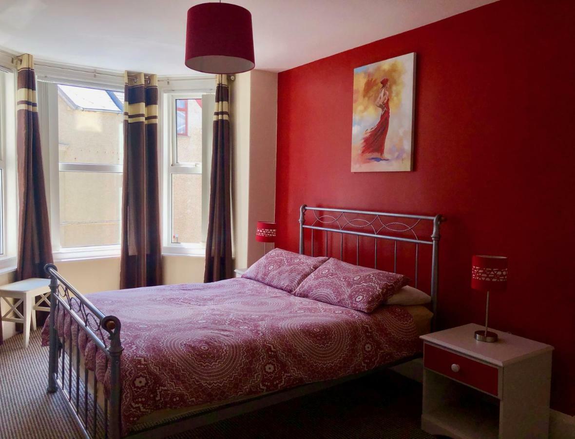 Princess St Apartments ポートラッシュ エクステリア 写真